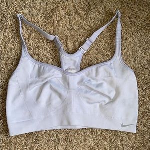 Nike razor back sports bra